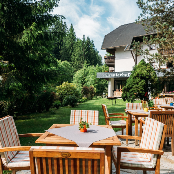 18 7904 Web Trattlerhof 06 2025 Por Gert Perauer Copia